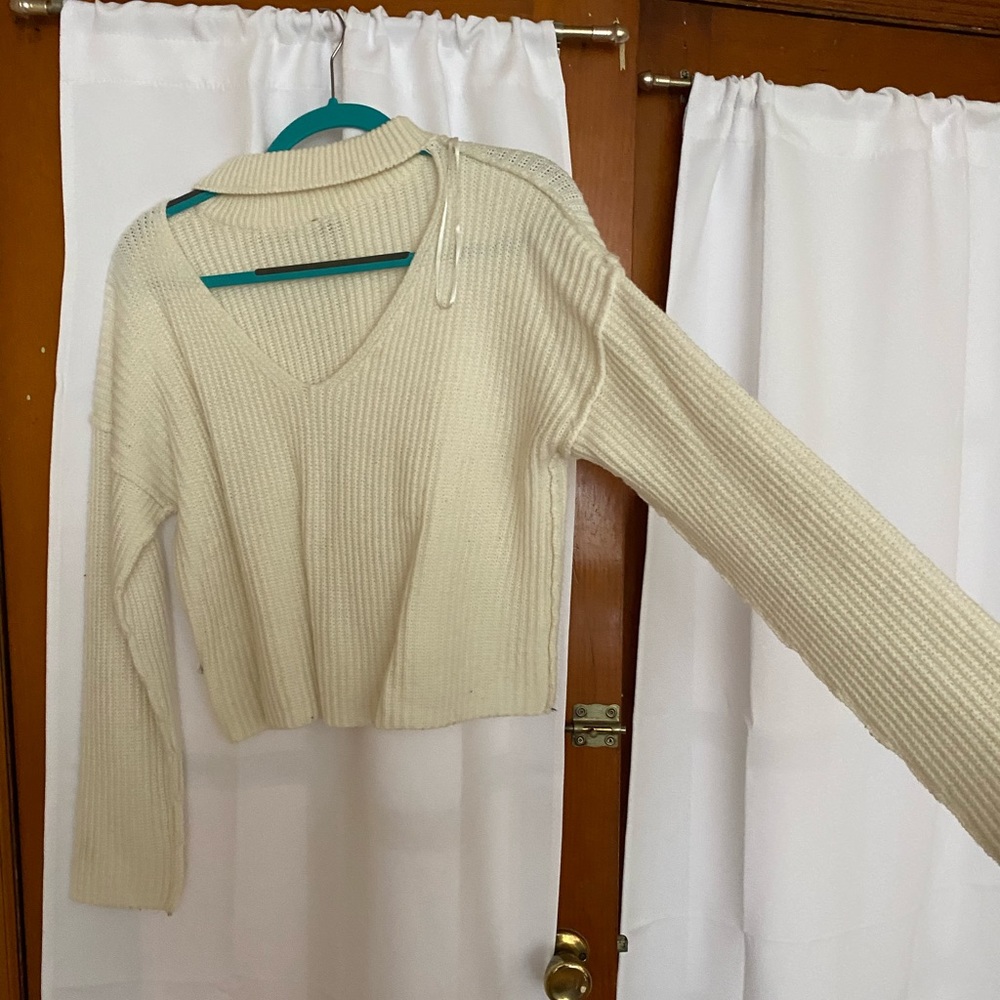 Cream slightly cropped sweater